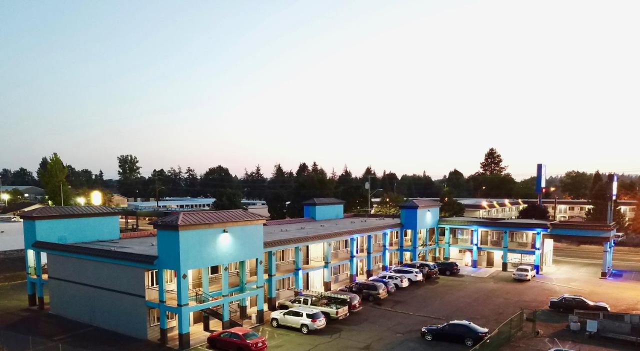 Holiday Lodge - Salem,Or Esterno foto